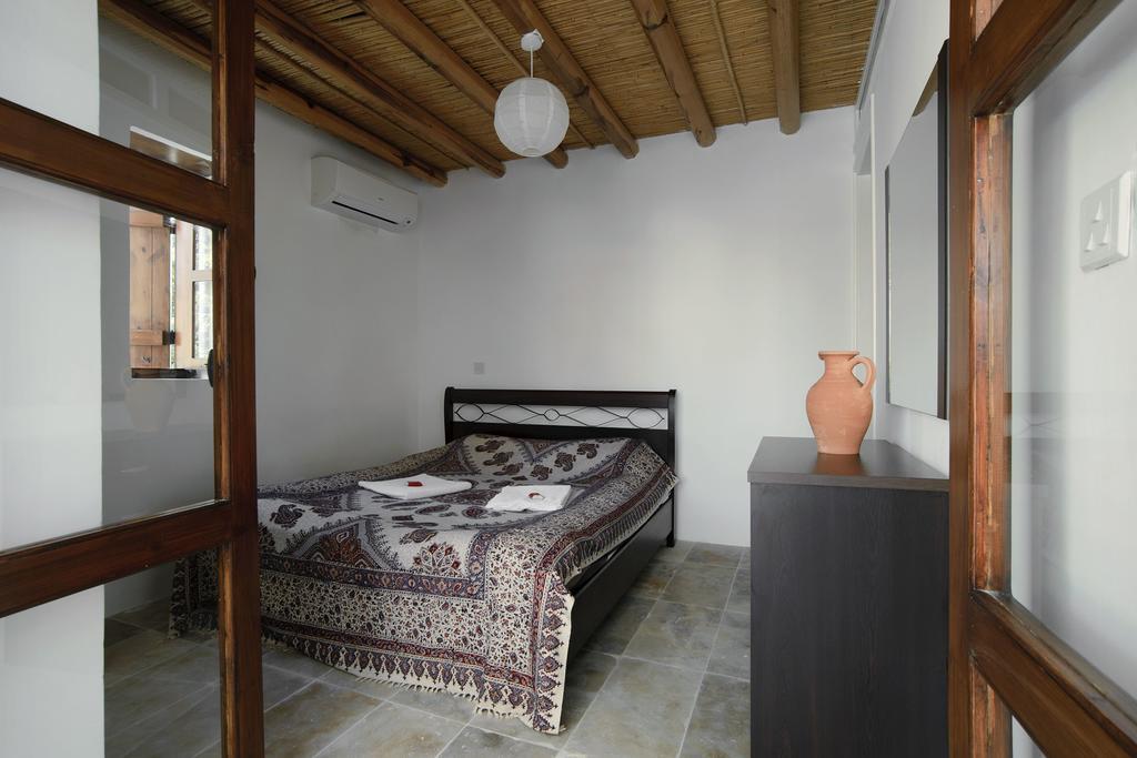 Palm Tree Oriental House And Homestay Polis Oda fotoğraf